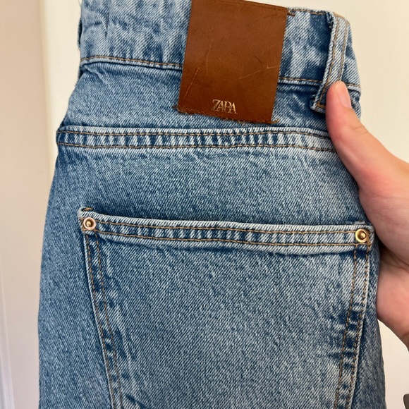 Zara Straight Denim Jean - Picture 3 of 3
